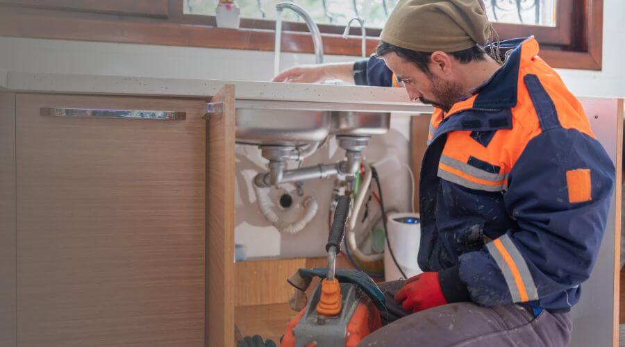 Professional septic tank pumping in Umpqua, OR